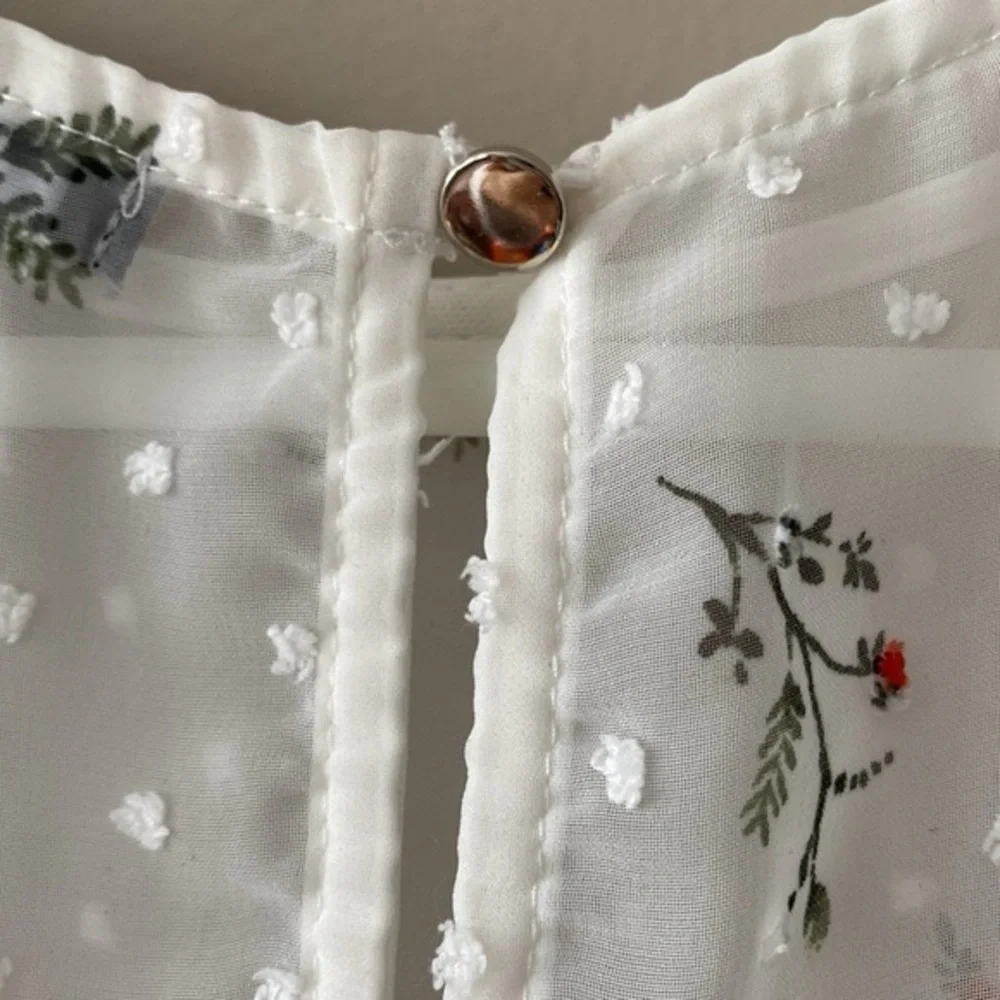 Forever 21 Floral Blouse - Picture 5 of 9